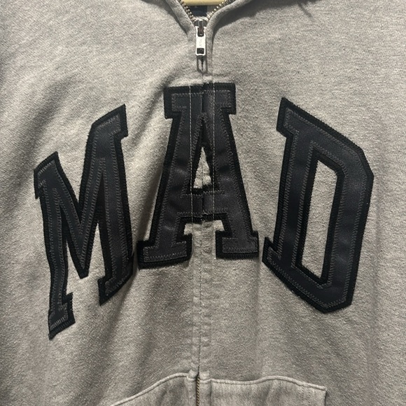 ‼️MADHAPPYxGAP sweatshirt‼️ - Picture 2 of 7